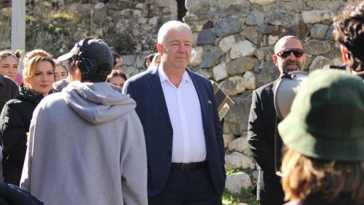 Выше гор — только любовь: завершились съемки сериала «Гордость» для Wink от создателей «Актрис», «Балета» и «Психа»