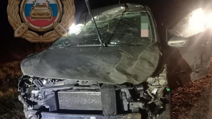 Иномарка перевернулась в Балаковском районе Иномарка перевернулась в Балаковском районе