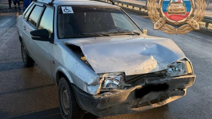 Двое пострадали в ДТП с двумя "Ладами" в Гагаринском районе Саратова Двое пострадали в ДТП с двумя "Ладами" в Гагаринском районе Саратова