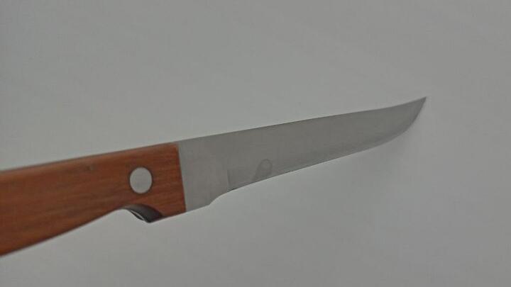 В Саратове двое подростков получили ножевые ранения возле ТЦ «Тау Галерея»