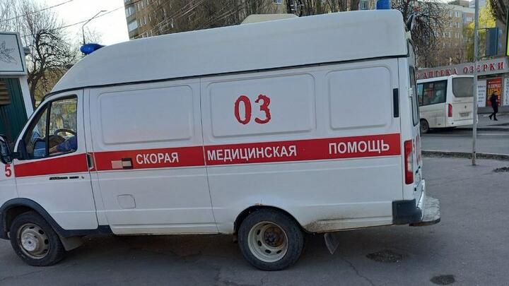 В Энгельсе петарда взорвалась в руке школьника: прокуратура начала проверку В Энгельсе петарда взорвалась в руке школьника: прокуратура начала проверку