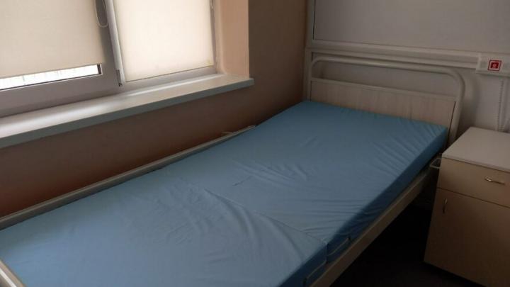 Замечание за чистоту обернулось переломами: энгельсский гость жестоко ответил хозяину квартиры