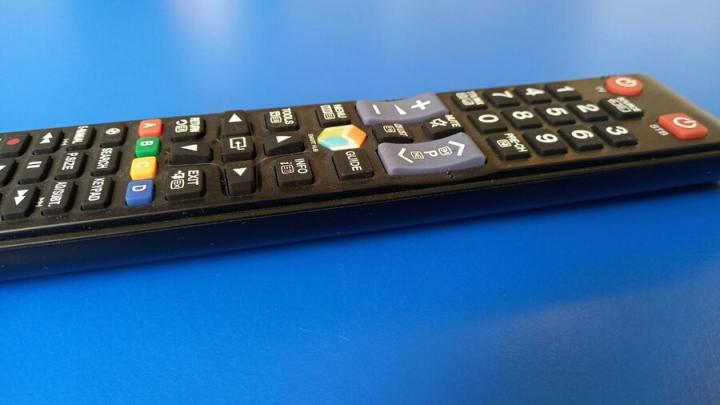 В Энгельсе раскрыли кражи техники из магазина: подозреваемой оказалась 62-летняя жительница города