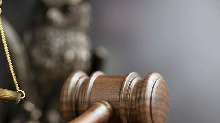 Ребёнок упал с качелей в Заводском районе — суд наказал бывшего руководителя УК