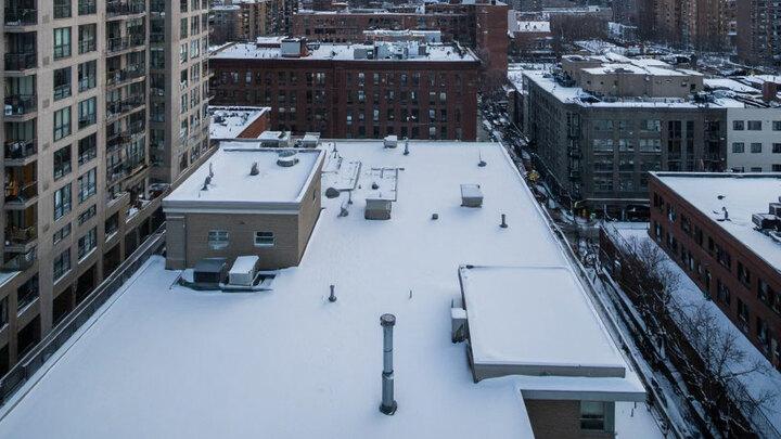 На Танкистов женщина пострадала от схода снега с крыши - заведено уголовное дело На Танкистов женщина пострадала от схода снега с крыши - заведено уголовное дело