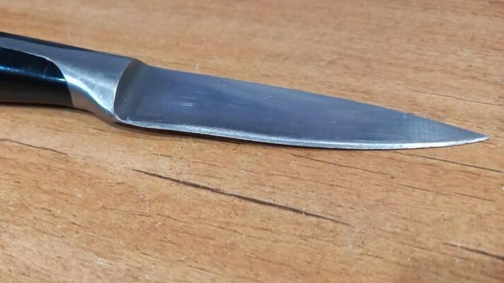 В Саратове мужчина с ножом набросился на обидчика после шутки про ориентацию