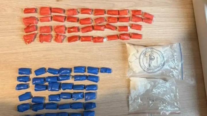 В Заводском районе Саратова задержали подозреваемого в продаже наркотиков В Заводском районе Саратова задержали подозреваемого в продаже наркотиков