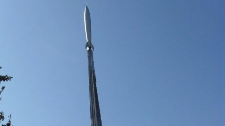 Больше половины саратовцев хотят выходной в День космонавтики