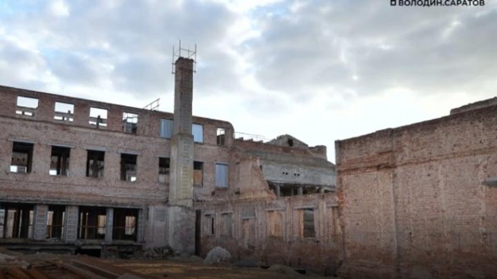 Вячеслав Володин потребовал завершить реставрацию Дома офицеров в Энгельсе в этом году Вячеслав Володин потребовал завершить реставрацию Дома офицеров в Энгельсе в этом году