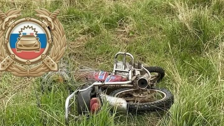 Пожилой водитель мопеда погиб в ДТП в Питерском районе