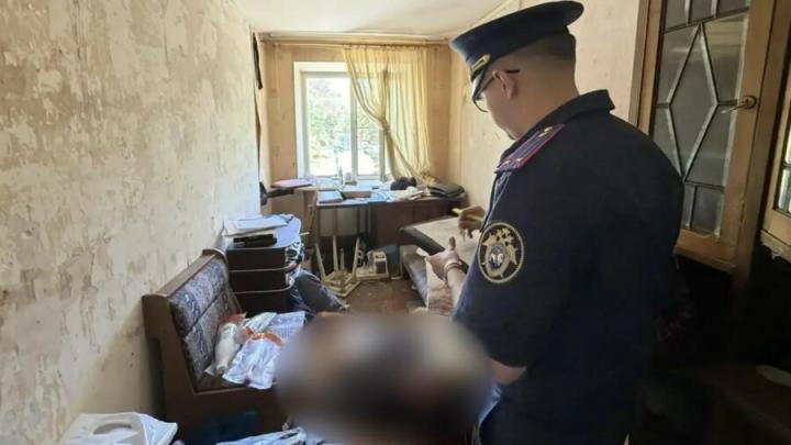 В Саратове пенсионера задержали за убийство знакомого ножом В Саратове пенсионера задержали за убийство знакомого ножом
