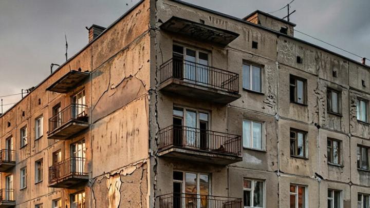 Бастрыкин взял на контроль расселение аварийного дома на Хомяковой в Саратове