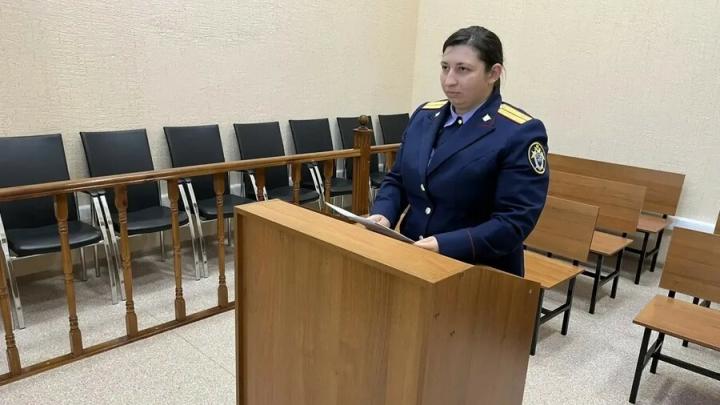 В Новоузенске мужчина насмерть забил бывшую жену В Новоузенске мужчина насмерть забил бывшую жену