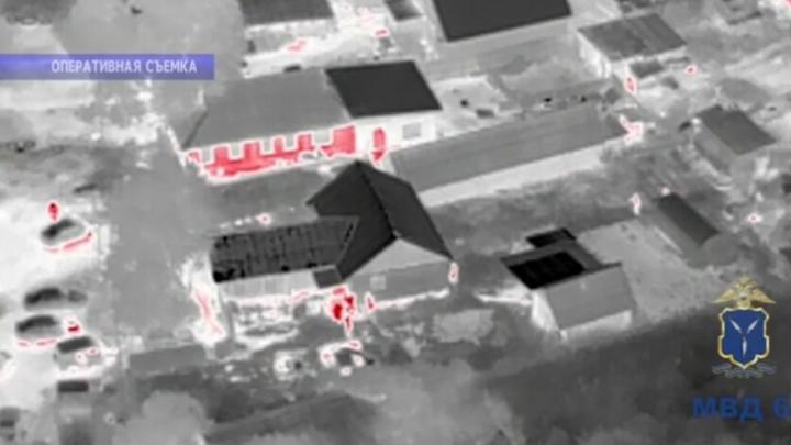В Калининске задержали разыскиваемого преступника с охотничьим ружьем В Калининске задержали разыскиваемого преступника с охотничьим ружьем