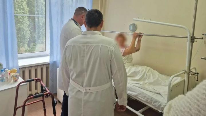 Переломы и поражения током: саратовские врачи спасали туристов из Югры, Подмосковья и Башкирии Переломы и поражения током: саратовские врачи спасали туристов из Югры, Подмосковья и Башкирии