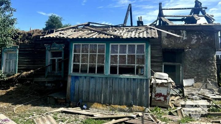 За сутки в Саратовской области потушили 27 пожаров За сутки в Саратовской области потушили 27 пожаров