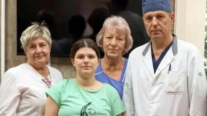 Роды на операционном столе: саратовские врачи спасли маму и малыша Роды на операционном столе: саратовские врачи спасли маму и малыша