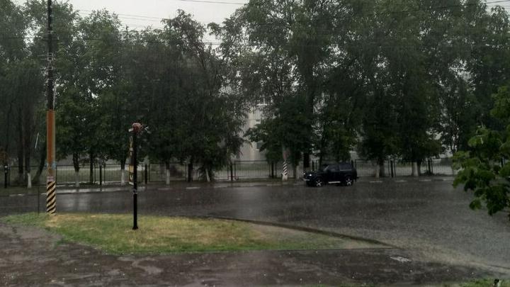 Сегодня в Саратове жарко и дождливо Сегодня в Саратове жарко и дождливо