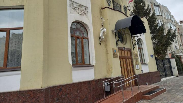 В Саратове тепло и ясно