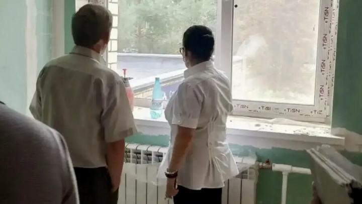 В детской поликлинике №3 Саратова продолжается первый за 30 лет капитальный ремонт В детской поликлинике №3 Саратова продолжается первый за 30 лет капитальный ремонт