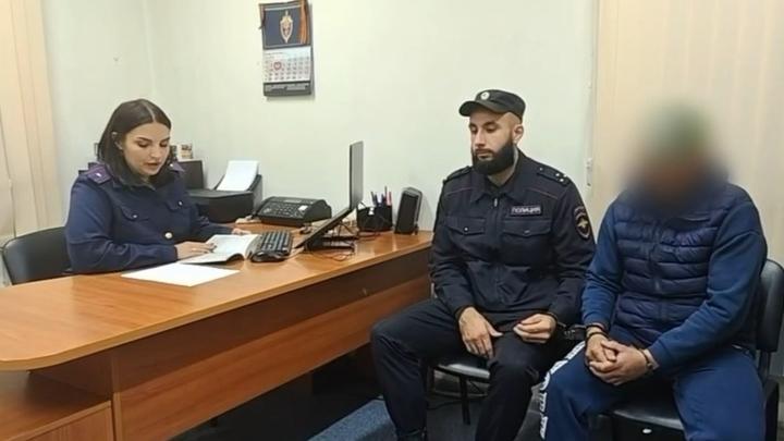 В Вольске бывшего сотрудника ГИБДД задержали за взятку в 150 тысяч рублей В Вольске бывшего сотрудника ГИБДД задержали за взятку в 150 тысяч рублей