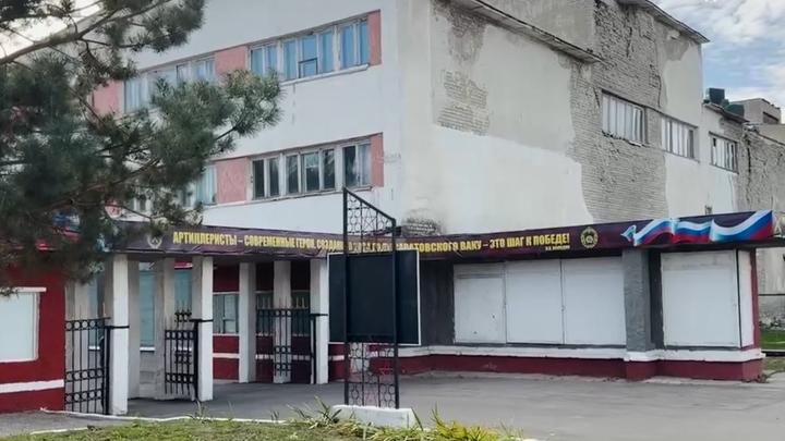 В Саратове восстановят аварийный Гарнизонный дом офицеров В Саратове восстановят аварийный Гарнизонный дом офицеров