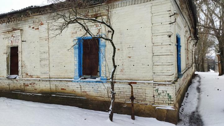 Более 40 брошенных домов нашла прокуратура в Волжском районе Саратова 