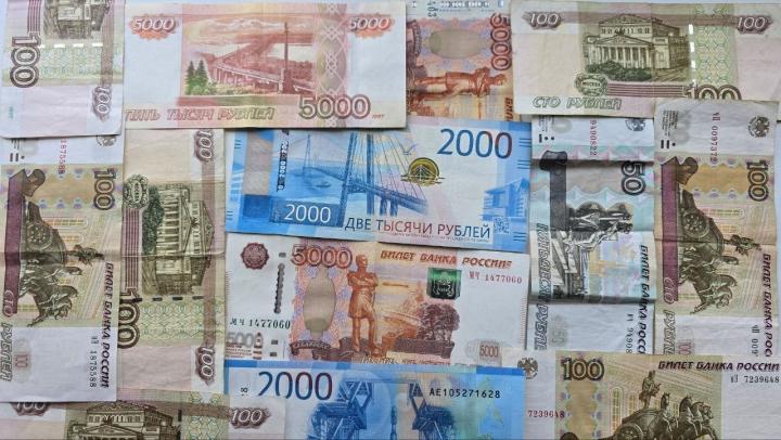 Жительница Энгельса перевела мошенникам 3,6 млн рублей, поверив в «безопасные счета»