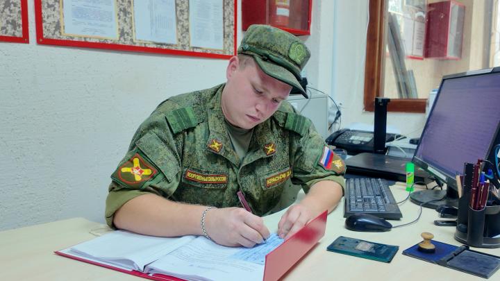 Саратовцы продолжают заключать контракты с Минобороны для участия в СВО