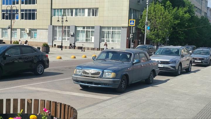 Штраф до 2 тысяч рублей: саратовских водителей обязывают сообщать в ГИБДД о смене прописки  