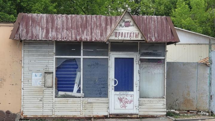 В Саратовской области убрали более 1800 незаконных построек и рекламных конструкций