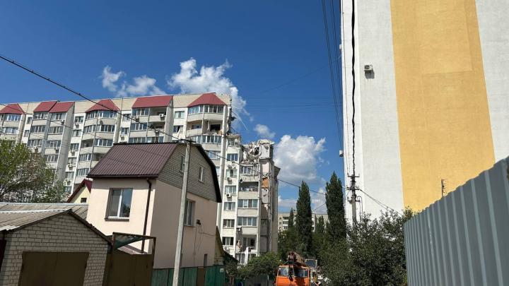 Разбор дома на Блинова, где взорвался газ, продлили до середины ноября