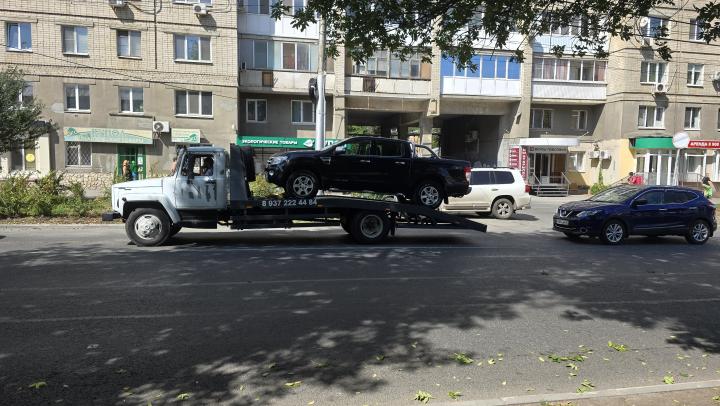 Штрафстоянки меняют хозяина: минтранс ищет нового подрядчика для эвакуации автомобилей в Саратове 