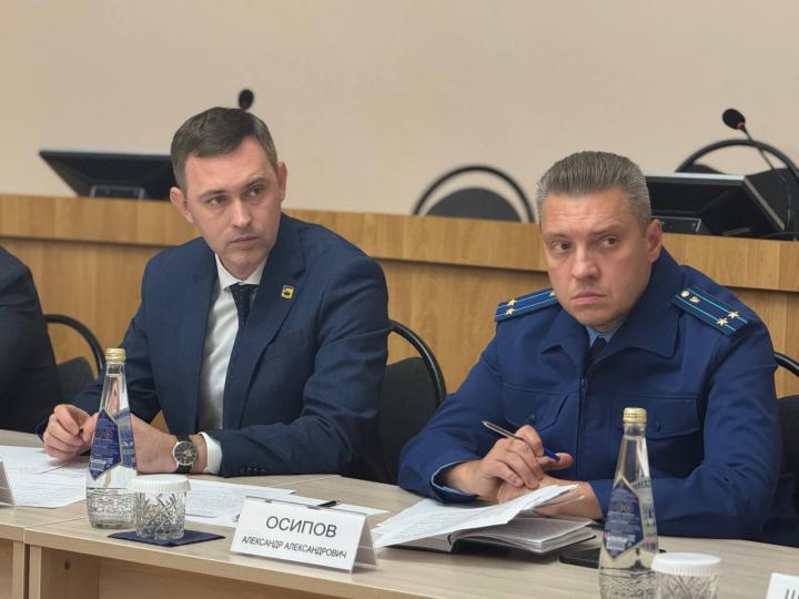 Жители Приволжского пожаловались на начисления за отопление: власти начали проверку