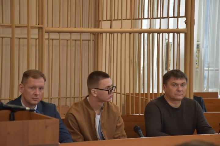 В Саратове возобновили процесс по делу смертельного ДТП с участием сына районного депутата