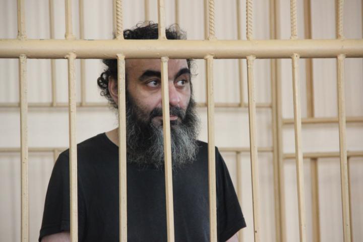 Акопян снова угрожал в суде: процесс по делу о неуважении к суду вышел из-под контроля