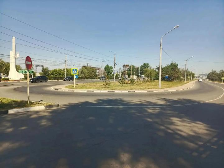 Центральный въезд в Энгельс полностью очистили от незаконных рекламных щитов и электронных билбордов Центральный въезд в Энгельс полностью очистили от незаконных рекламных щитов и электронных билбордов