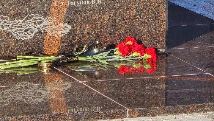 В Питерском районе простятся с погибшим в зоне СВО Геннадием Куатовым В Питерском районе простятся с погибшим в зоне СВО Геннадием Куатовым