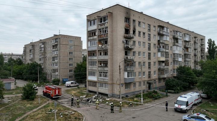 В Балакове восстанавливают дом, повреждённый при атаке беспилотников В Балакове восстанавливают дом, повреждённый при атаке беспилотников