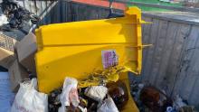 В Саратове вандалы сожгли несколько контейнеров для мусора