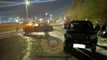 В саратовских Дубках женщина пострадала в ДТП с двумя иномарками