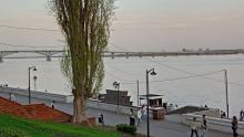 На набережной Саратова до конца лета отремонтируют причальную стенку