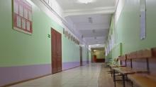 В Саратове для новой пристройки школы №94 закупают мебель