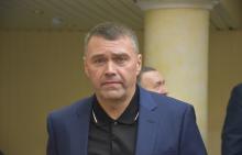 Депутат под прицелом: зампред саратовской облдумы Роман Грибов заявил об угрозах со стороны бизнес-групп, недовольных строительством школы 