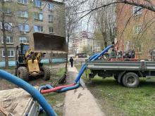 В Энгельсе начали возвращать воду после аварии на коллекторе 