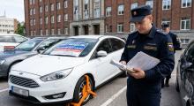 Арест Ford Focus заставил жителя Энгельса выплатить 1,2 млн рублей долга по алиментам